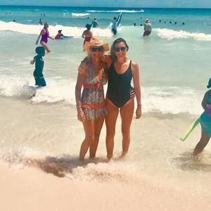 Meet your Posher, Ellie